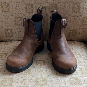 Blundstone Rustic Brown Leather Booties